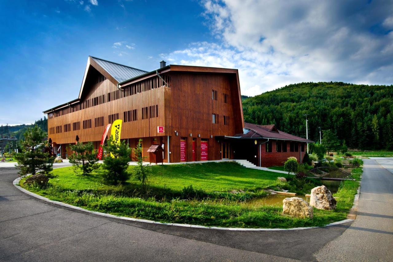 Apartmány Humno Valča Exterior foto